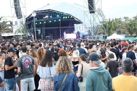 Más de 12 000 personas asisten al concierto de Saiko en Costa Teguise