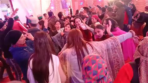 Beautiful Pahari Dance In Marriage At Bagi Latest Pahari Dance Video