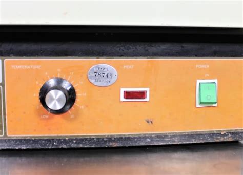 Fisher Scientific Isotemp Oven 200 Series Model 215G 3349930