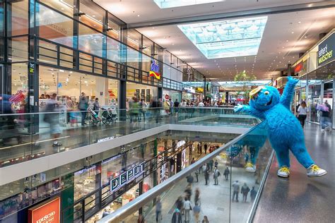 Hartlauer Und Planet Lollipop Im Murpark Starten Durch Murpark Graz