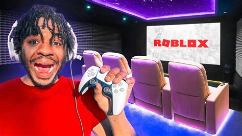 I Played Roblox In My Movie Theater Youtube