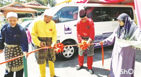 Penduduk Felda Jengka Kongsi Duit Beli Van Jenazah