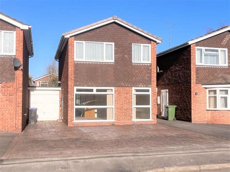 Brese Avenue Woodloes Park Warwick 3 Bed Link Detached House £295 000