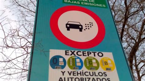 Madrid Prorroga Un A O M S La Vida De Los Coches Sin Etiqueta Ambiental