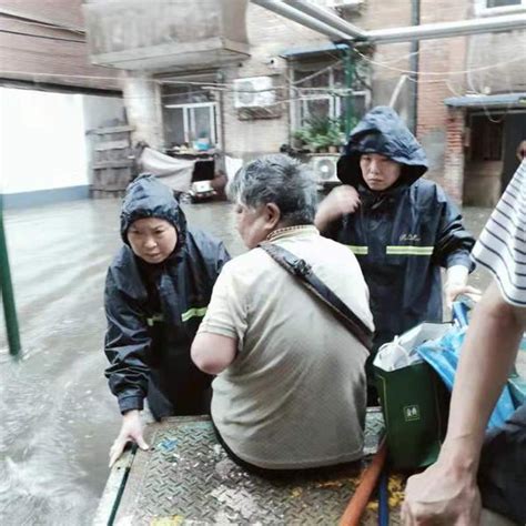 人民至上 风雨同舟丨安阳市人大代表赵红霞：灾难面前彰显为民情怀 河南人大网