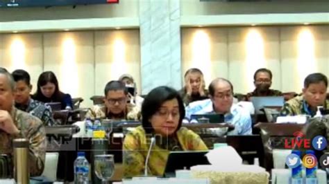 Momen Sri Mulyani Tak Bisa Bicara Karena Suaranya Hilang Saat Rapat Di