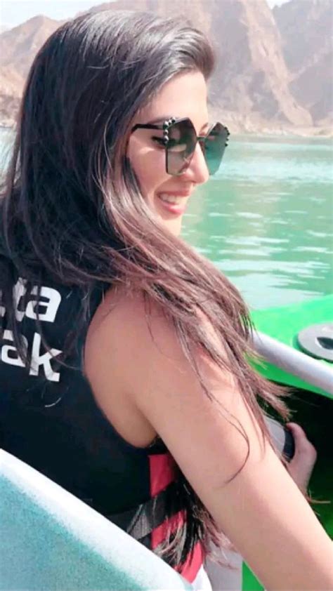 Hot Sexy Aymen Saleem Bikini Pics