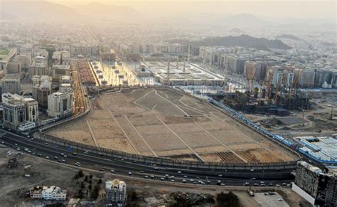 The Grave & Tomb of the Prophet Muhammad ﷺ (The Sacred Chamber)