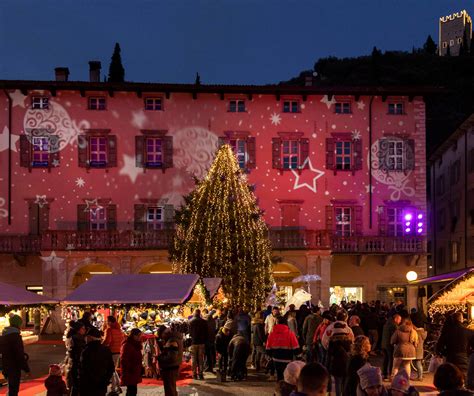 Festa Fabbricazione Artiglieria Lazise Mercatini Di Natale Autonomia