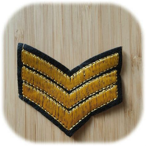 PATCH A COUDRE OU THERMOCOLLANT MILITAIRE MODÈLE 3 Ruban de paris