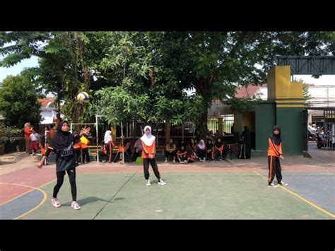 Class Meeting Hari Kedua Volly Putri Kelas Tinggi Youtube