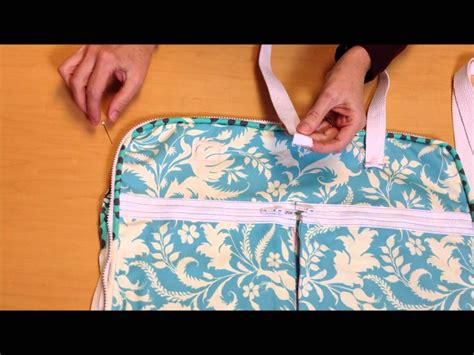 How To Attach Straps Handles To A Bag With Simplicity Creative Group