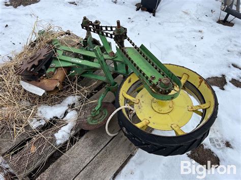 John Deere Planter Unit BigIron Auctions