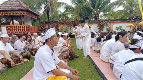 Umat Hindu Di Palangka Raya Rayakan Hari Galungan