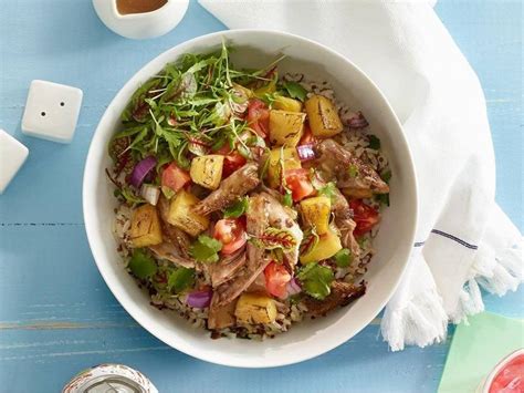 Bowl De Arroz Selvagem Peda Os De Frango Vegan E Abacaxi The