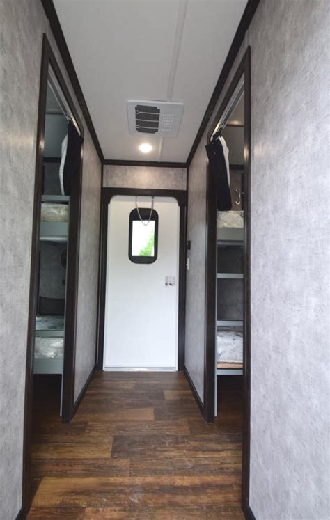 Six Man Bunk Bed Trailer Rich Specialty Trailers