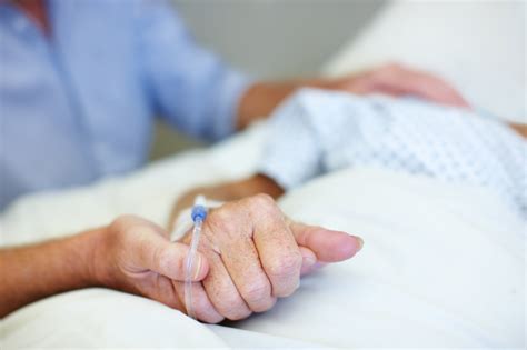 Immunocompromised patients with sepsis may face higher mortality at hospitals treating small numbers