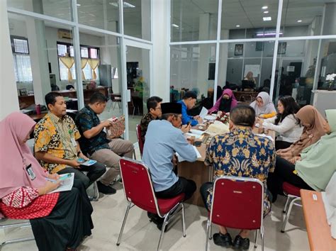 Bidang Kearsipan Dipersip Riau Terima Kunjungan Kerja Dprd Kab Batu