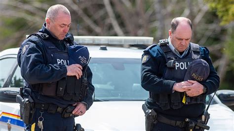 The Debate Over Rcmp Officers Testifying In Ns Shooting Inquiry Cbcca