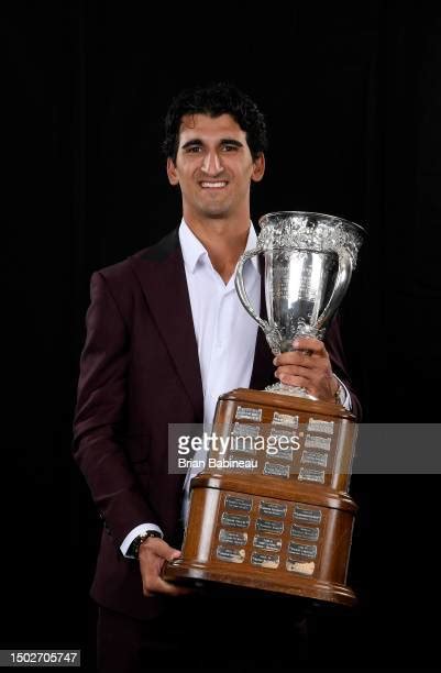 Calder Memorial Trophy Photos And Premium High Res Pictures Getty Images