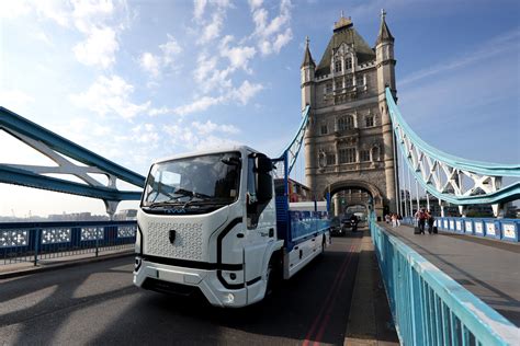 Tg Lynes Deploys Electric Truck To Decarbonise Fleet Operations