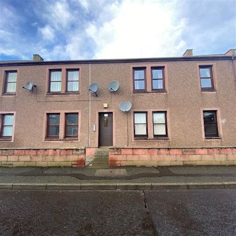 Elliot Street Arbroath Angus DD11 2 Bed Flat 550 Pcm 127 Pw