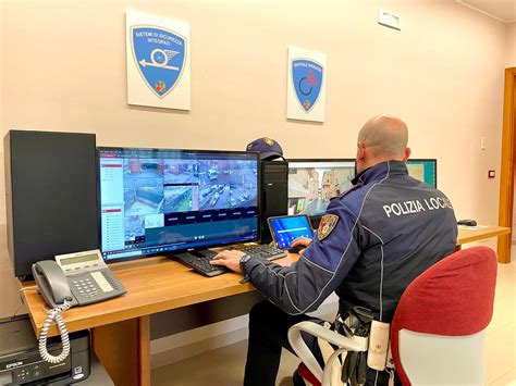 Sicurezza telecamere intelligenti agli ingressi della città