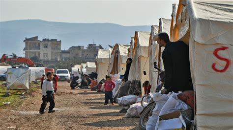 Darunter Ein Kind Drei Menschen Aus Tr Mmern In Antakaya Gerettet