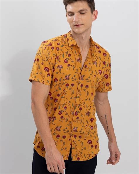 Buy Men S Mustard Daisy Floral Printed Slim Fit Shirt Online At Bewakoof