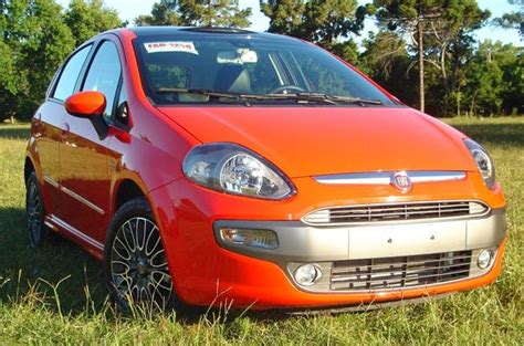 Test Fiat Punto Sporting Dualogic Conduciendo