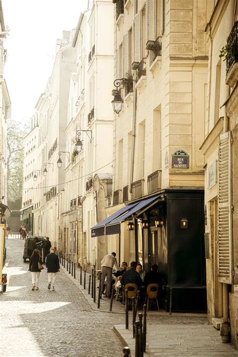 The Paris Th Arrondissement Travel Guide The Weithouse