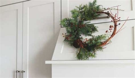 Creative Ways To Hang Wreaths On Kitchen Cabinets A Step By Step Guide