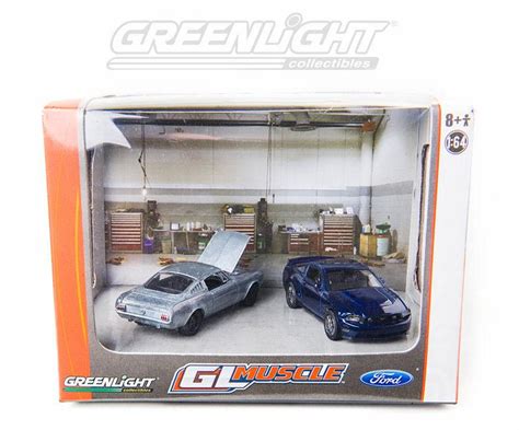 GREENLIGHT 1:64 DIECAST MUSTANG DIORAMA WITH A BARE METAL 1965 AND BLUE ...