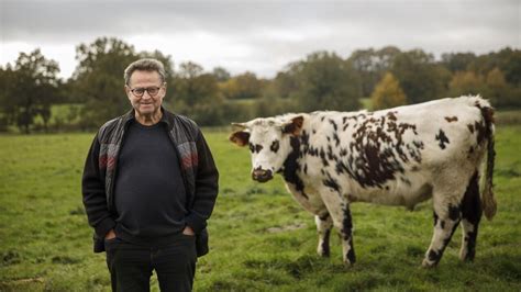 Lamour Est Dans Le Pr Portrait Qui Est Gilles Dit Gillou