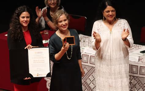 María Rojo primera actriz en recibir el Premio Nacional de Artes y