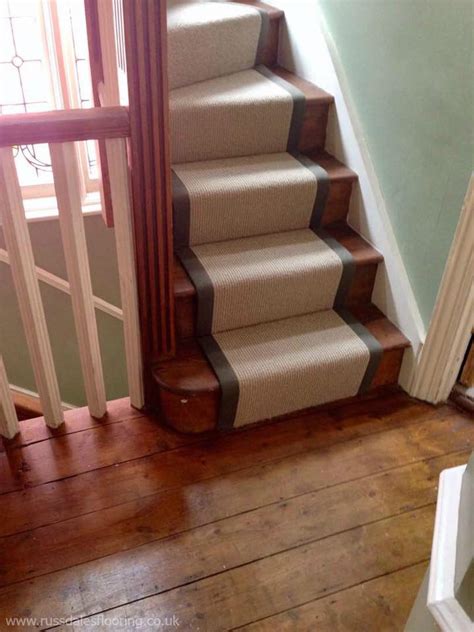 Two Tone Stair Runner With Fabric Edge Traditional Staircase