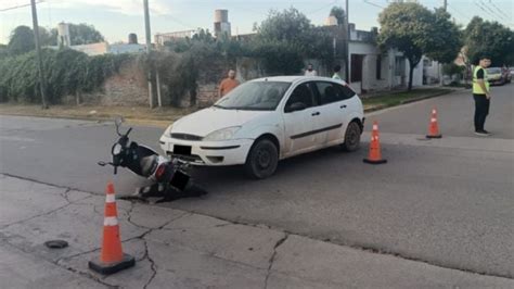 Motociclista Con Lesiones Graves Tras Chocar Contra Un Auto El Diario