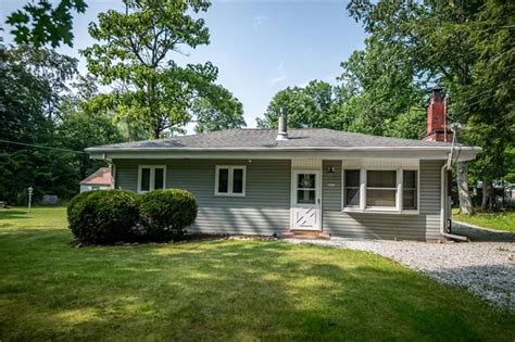 1246 Beach Dr, Linesville, PA 16424 | Trulia