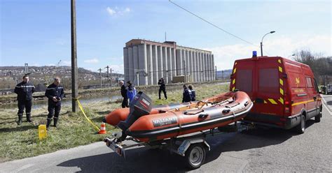 Faits Divers Meurthe Et Moselle Corps Rep Ch Dans Le Canal