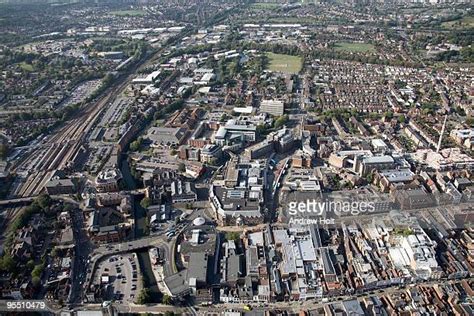 Surrey City Centre Fotografías E Imágenes De Stock Getty Images