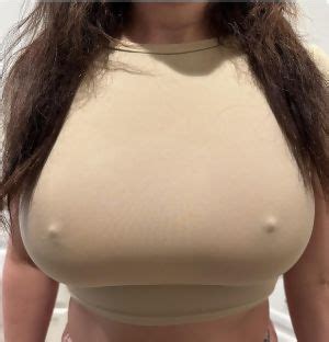 Love Going Braless Hd Porn Pics