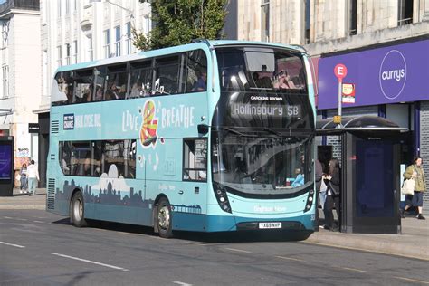 BRIGHTON HOVE 305 YX69NVP BRIGHTON 210922 David Beardmore Flickr