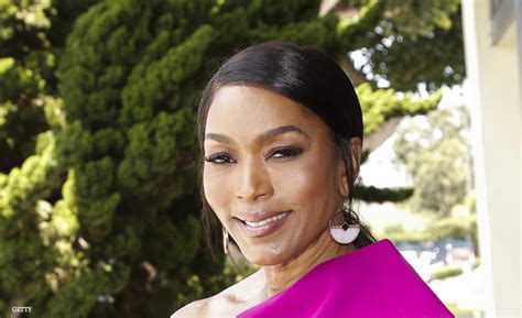 Angela Bassett Honors Her Mother — Eew Magazine