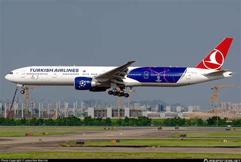 Tc Ljj Turkish Airlines Boeing F Er Photo By Lukas Koo Man Ho Id