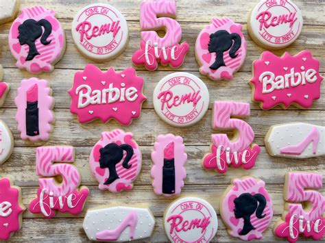 It’s Pink And More Pink With A Dash Of Pink R Cookiedecorating