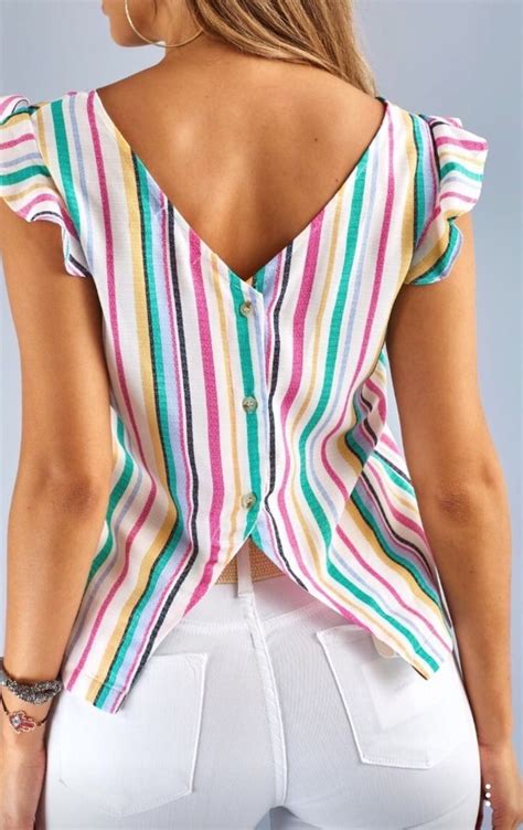 Pin By Eva Almeida On Blusas 01 12 2021 Women Blouses Fashion