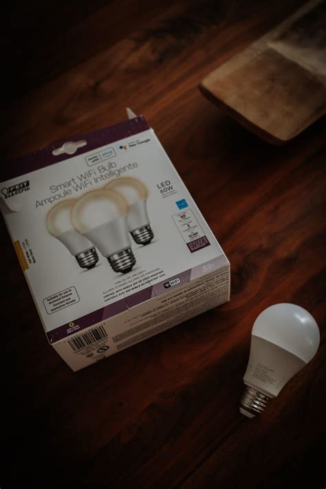 The Smart Light Bulbs I'm Obsessed With