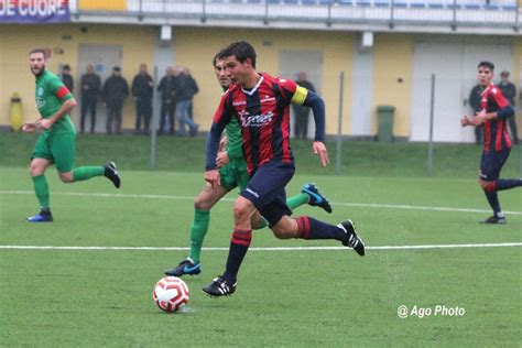 Calcio Eccellenza Caronnese Meda In Diretta Il Saronno