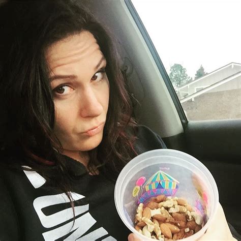 Alpha Milf Loves Nuts Mmababes