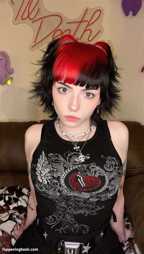 Emma Langevin Emmalangevinxo Emmalangevin Nude The Fappening Photo FappeningBook